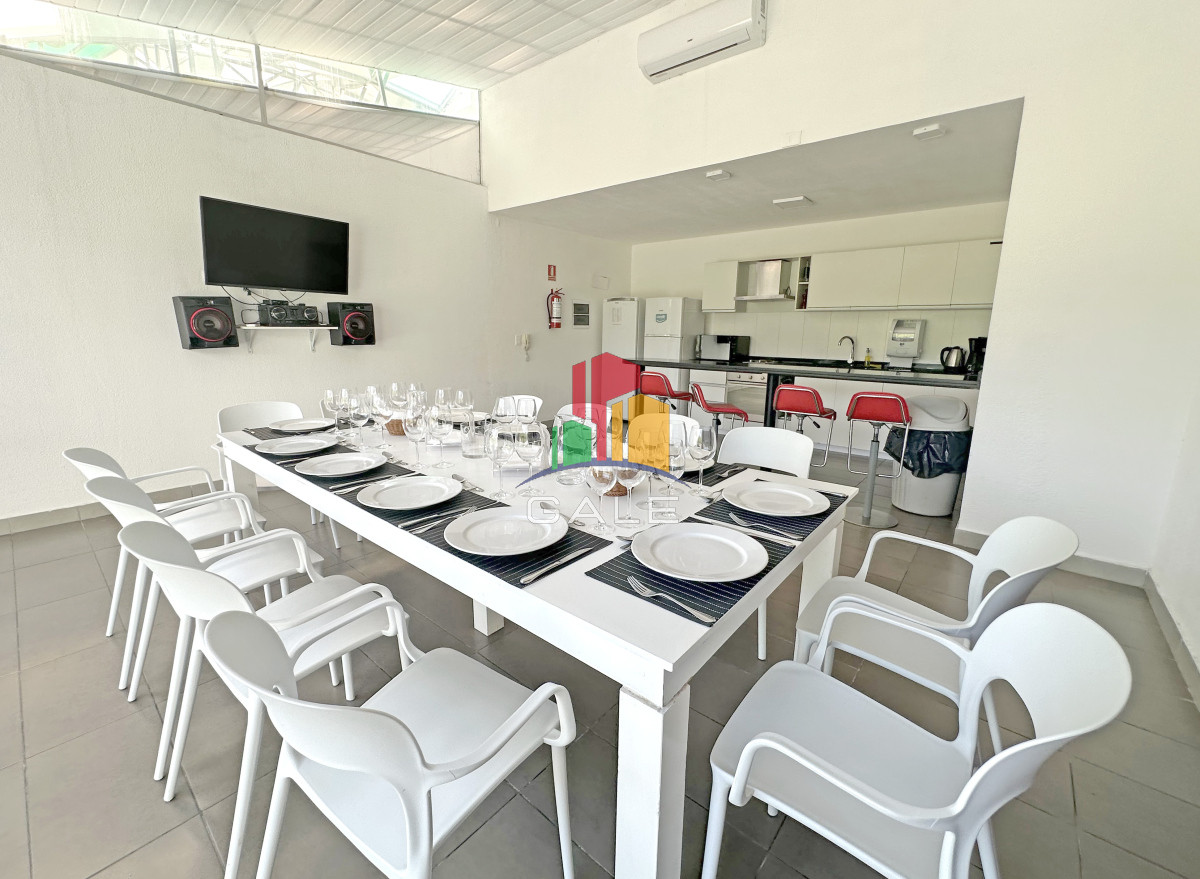 Apartamento ID.3585 - Icon Brava, 2 dorm, 2 baños, losa radiante, garaje, baulera.