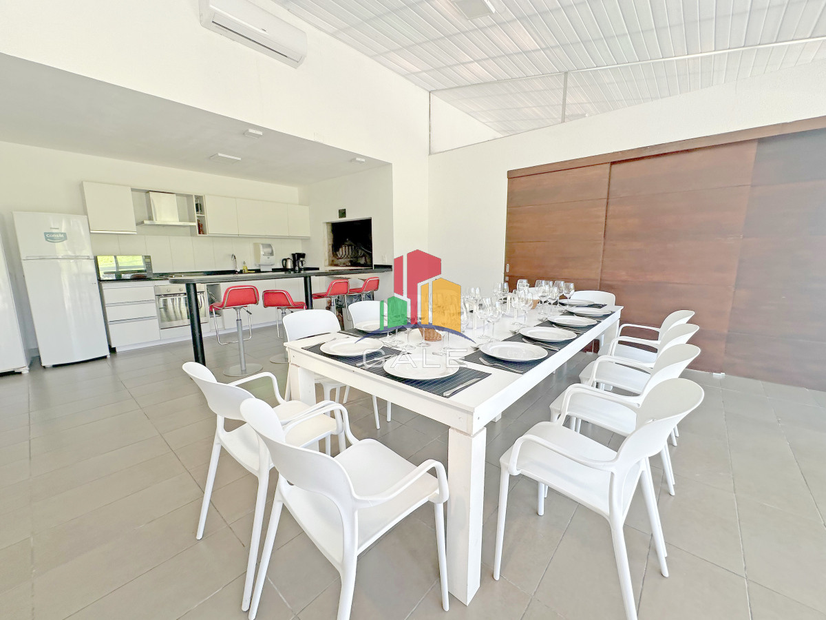 Apartamento ID.3585 - Icon Brava, 2 dorm, 2 baños, losa radiante, garaje, baulera.