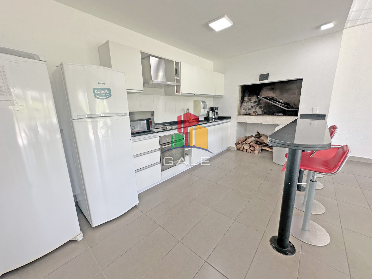 Apartamento ID.3585 - Icon Brava, 2 dorm, 2 baños, losa radiante, garaje, baulera.
