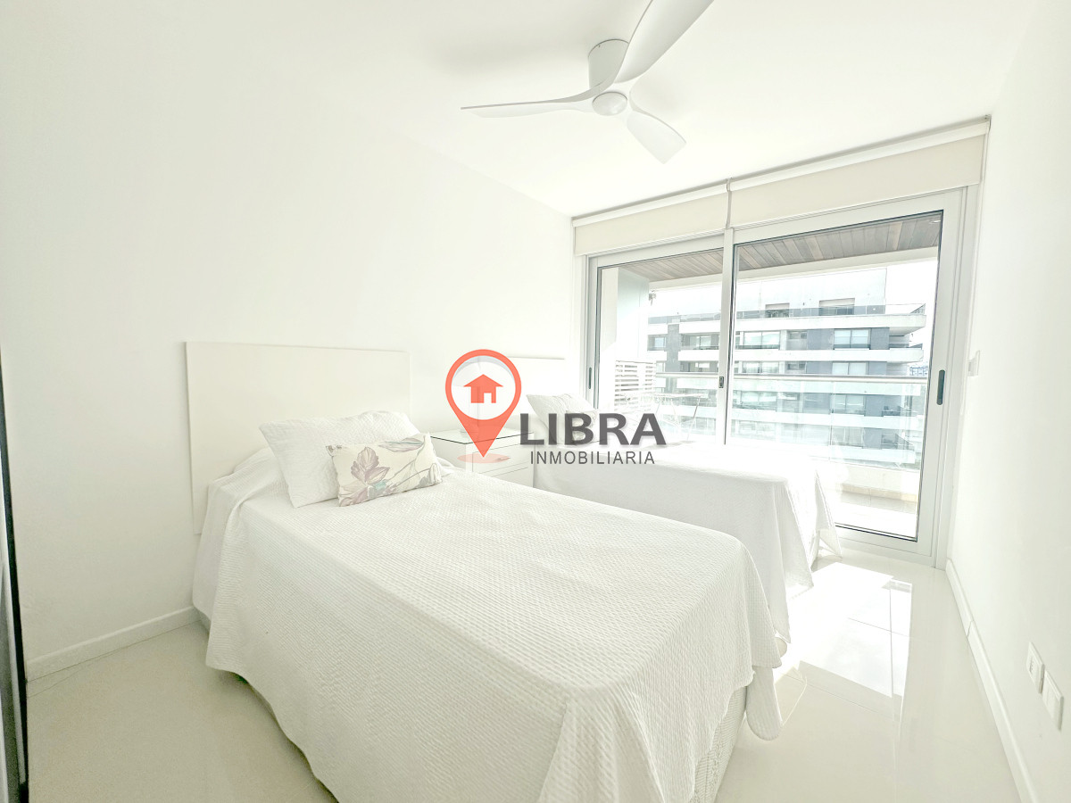 Apartamento ID.10335 - Icon Brava, 2 dorm, 2 baños, losa radiante, garaje, baulera.