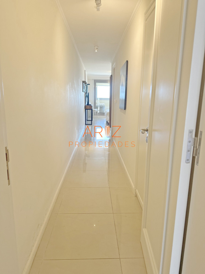 Apartamento ID.2366 - Imperiale. 3 suites + toilette. De lo más exclusivo en Punta del Este.