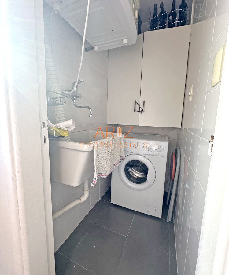 Apartamento ID.2378 - Zona puerto, con toda la vista. 3 dorm. Reciclado