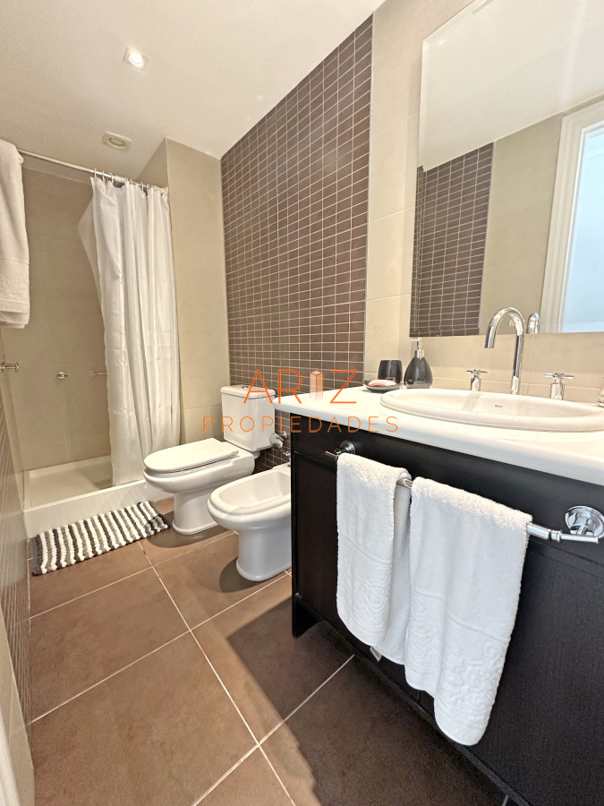 Apartamento ID.2366 - Imperiale. 3 suites + toilette. De lo más exclusivo en Punta del Este.