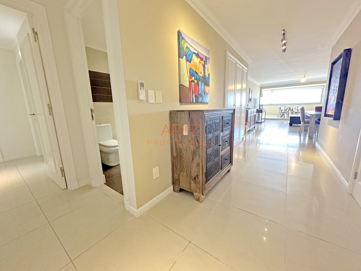 Apartamento ID.2366 - Imperiale. 3 suites + toilette. De lo más exclusivo en Punta del Este.