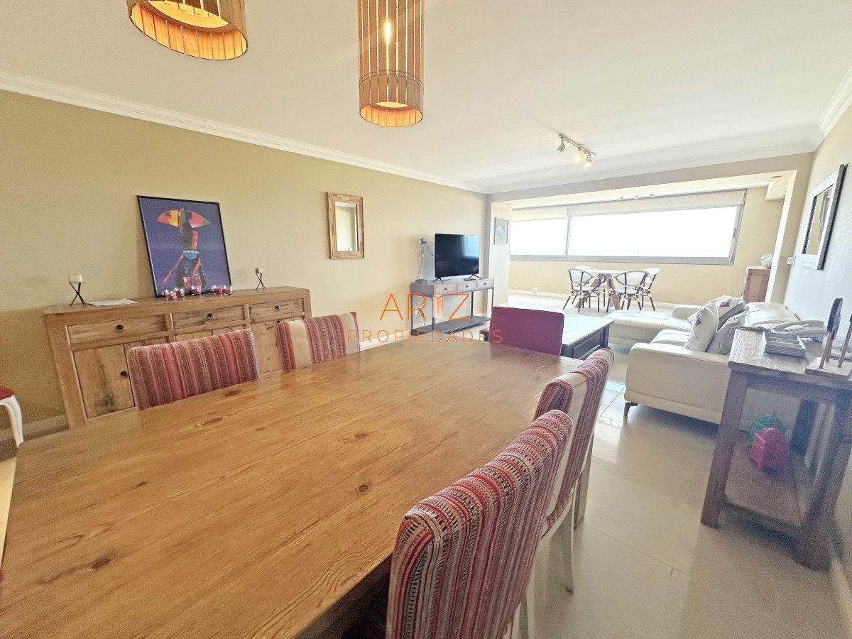Apartamento ID.2366 - Imperiale. 3 suites + toilette. De lo más exclusivo en Punta del Este.