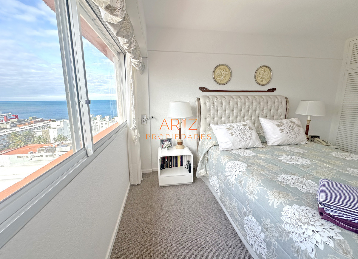 Apartamento ID.2378 - Zona puerto, con toda la vista. 3 dorm. Reciclado