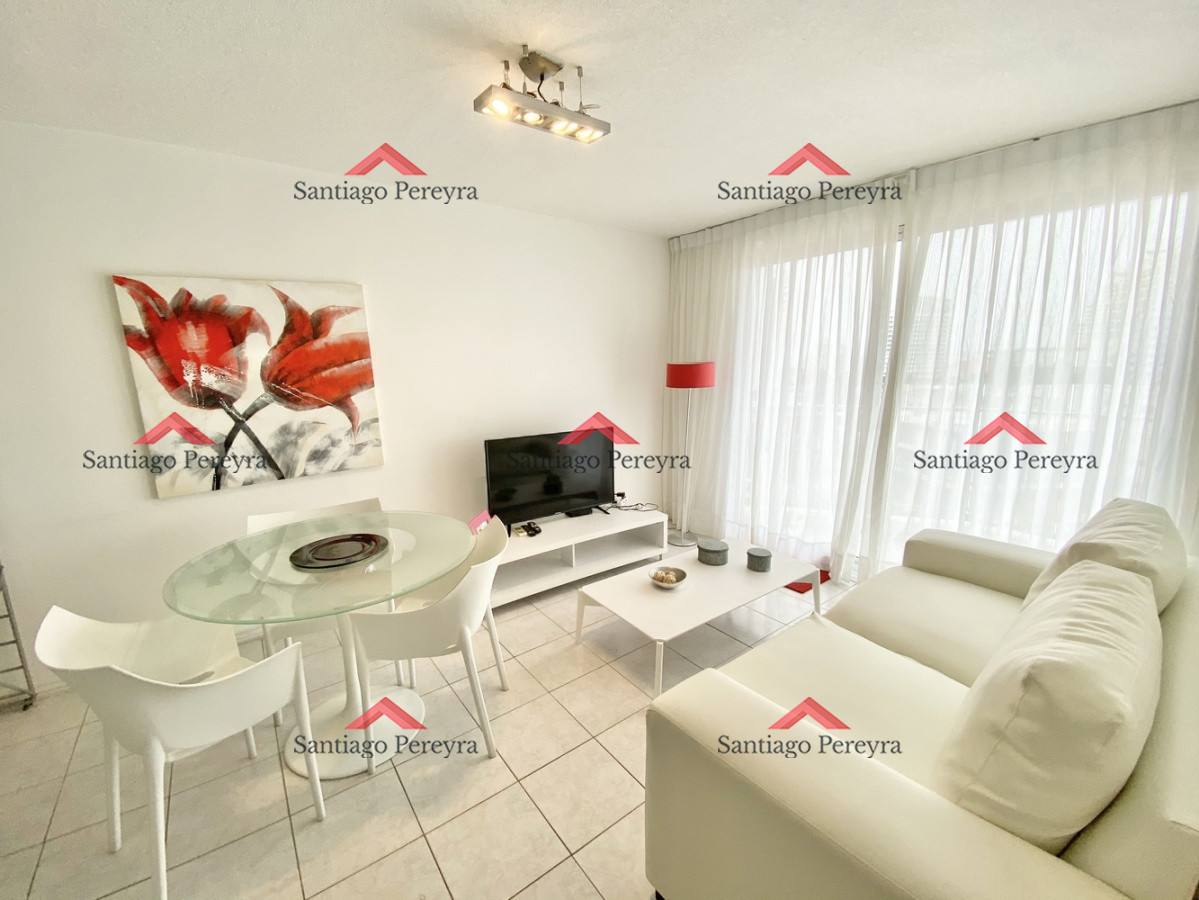 Apartamento ID.16350 - 1 dorm y medio, con amenities. Wifi. Mucamas, bajos gastos
