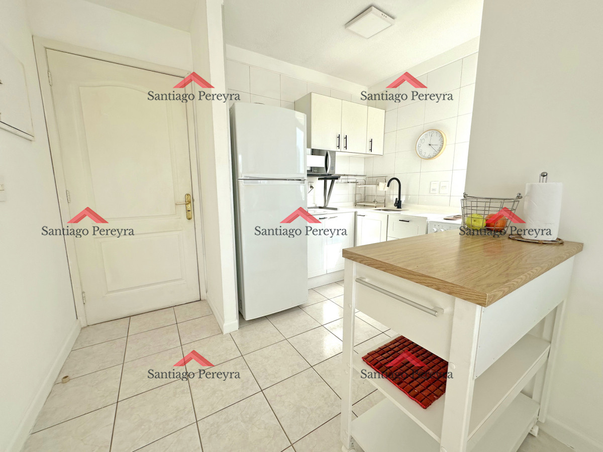 Apartamento ID.16350 - 1 dorm y medio, con amenities. Wifi. Mucamas, bajos gastos