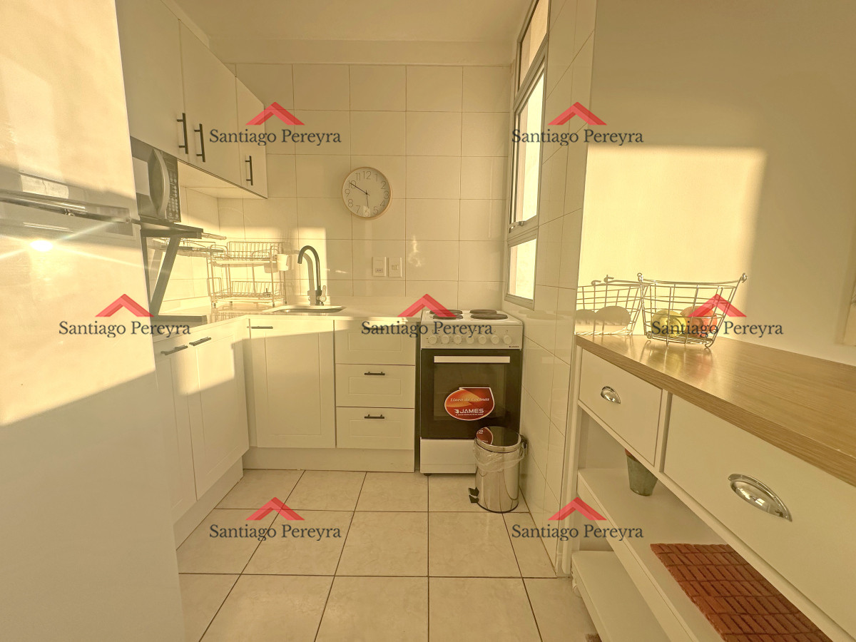 Apartamento ID.16350 - 1 dorm y medio, con amenities. Wifi. Mucamas, bajos gastos