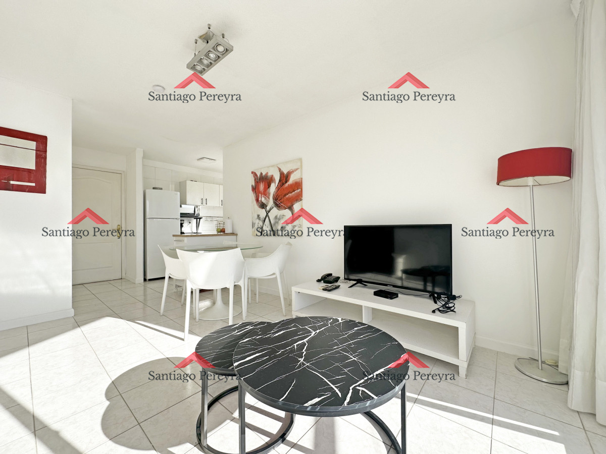 Apartamento ID.16350 - 1 dorm y medio, con amenities. Wifi. Mucamas, bajos gastos