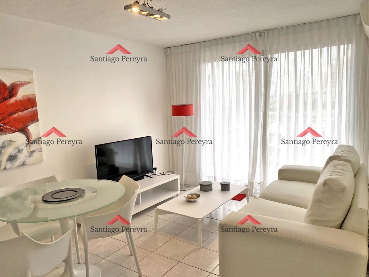 Apartamento ID.16350 - 1 dorm y medio, con amenities. Wifi. Mucamas, bajos gastos