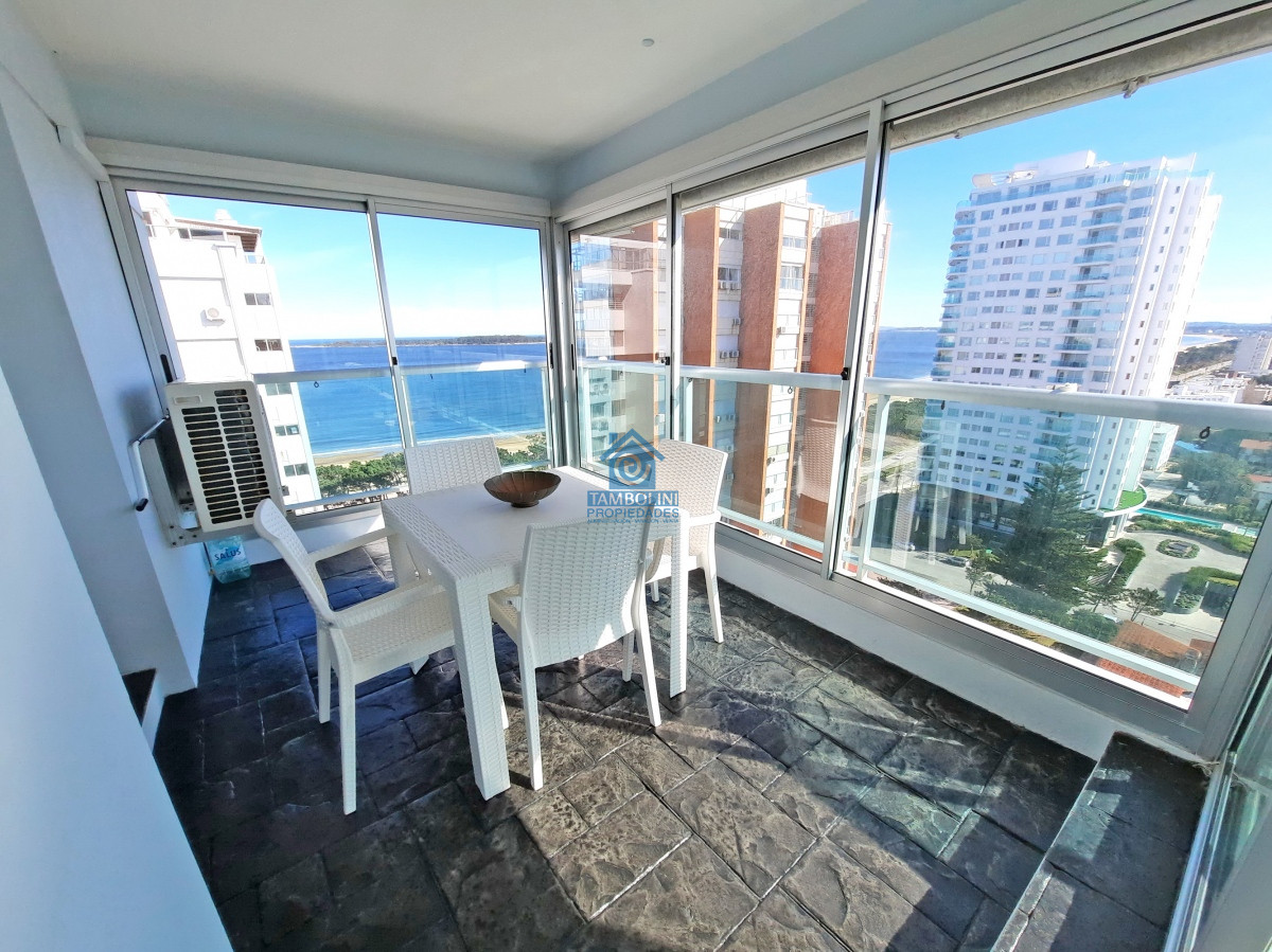 Apartamento ID.703 - Mansa, piso alto, garaje doble