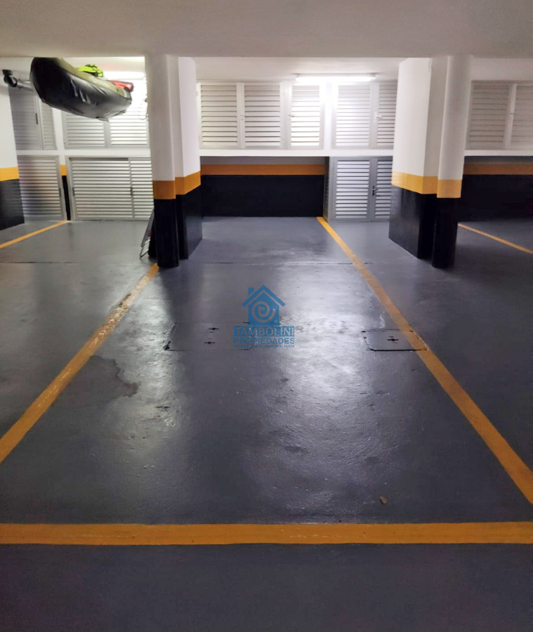 Apartamento ID.703 - Mansa, piso alto, garaje doble