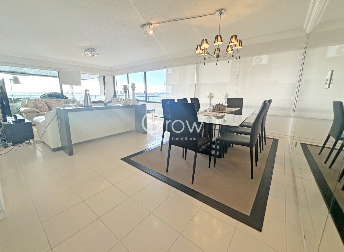 Apartamento ID.3069 - Puerto, exclusivo edificio. 3 suites + servicio.