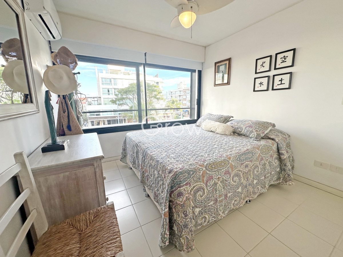 Apartamento ID.3069 - Puerto, exclusivo edificio. 3 suites + servicio.