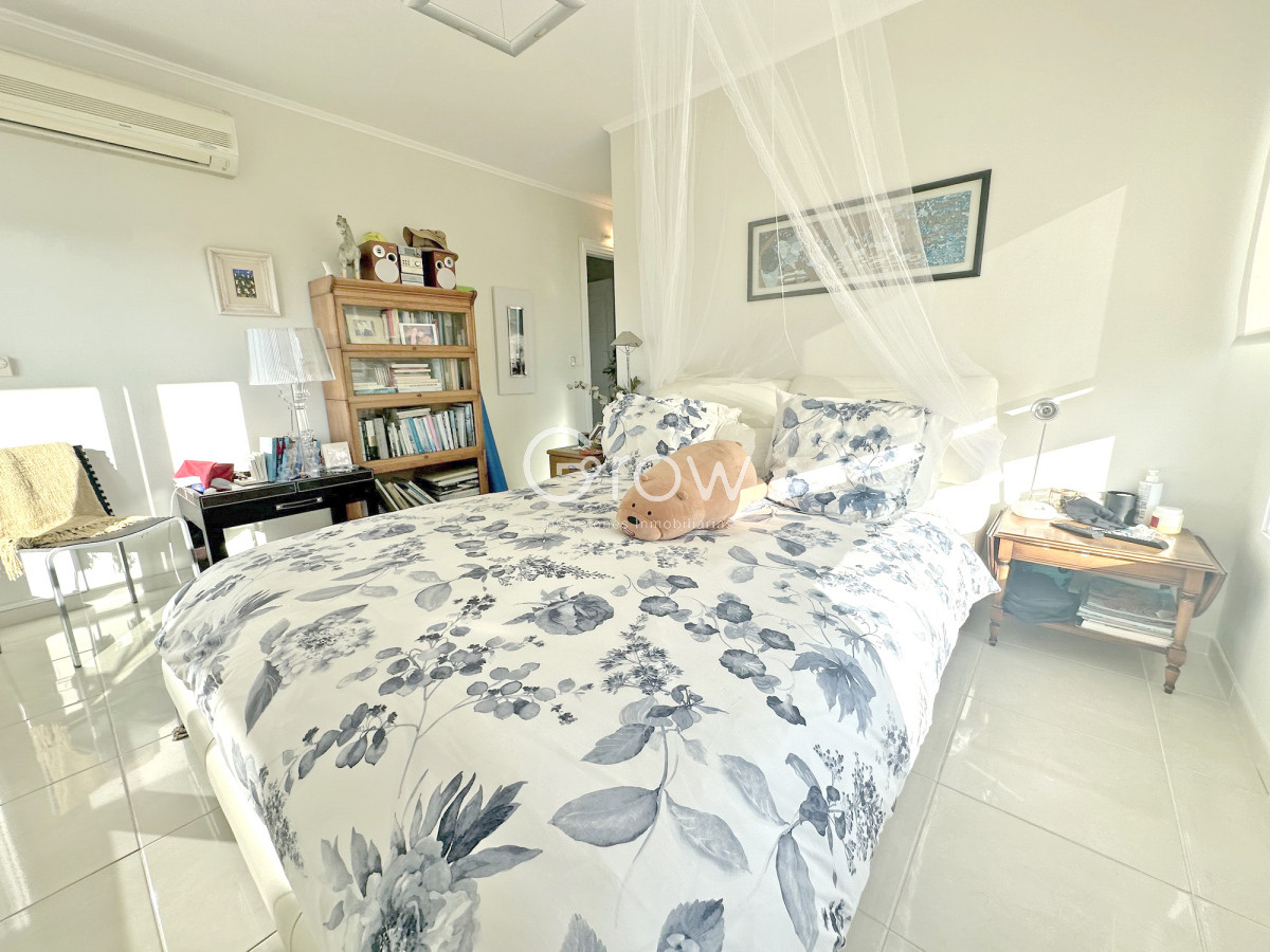 Apartamento ID.2585 - Le Jardin, esquinero piso alto, garaje doble.