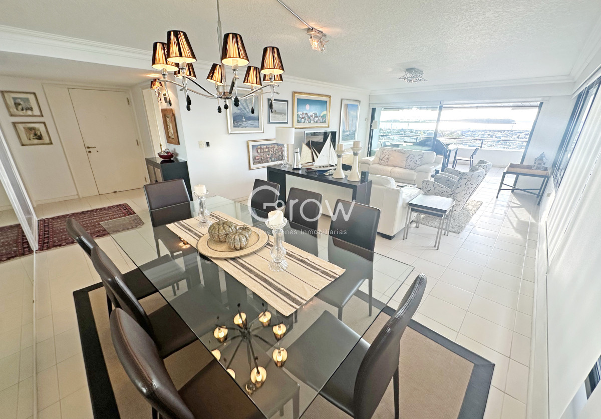 Apartamento ID.3069 - Puerto, exclusivo edificio. 3 suites + servicio.