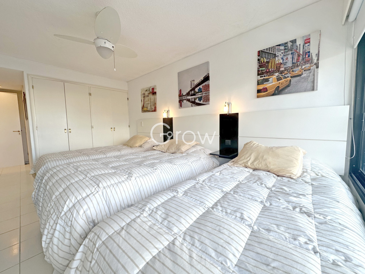 Apartamento ID.3069 - Puerto, exclusivo edificio. 3 suites + servicio.