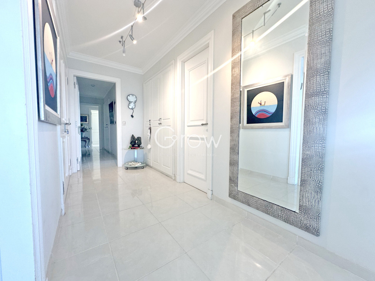 Apartamento ID.2585 - Le Jardin, esquinero piso alto, garaje doble.