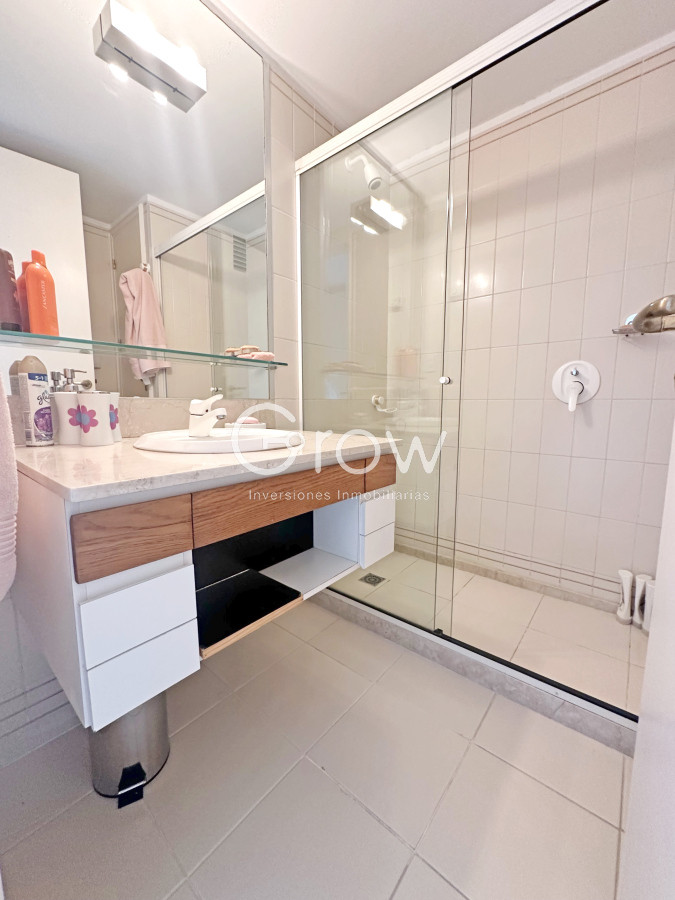 Apartamento ID.3069 - Puerto, exclusivo edificio. 3 suites + servicio.