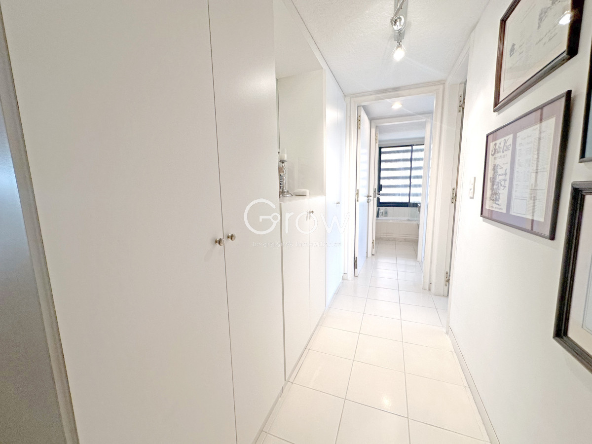Apartamento ID.3069 - Puerto, exclusivo edificio. 3 suites + servicio.