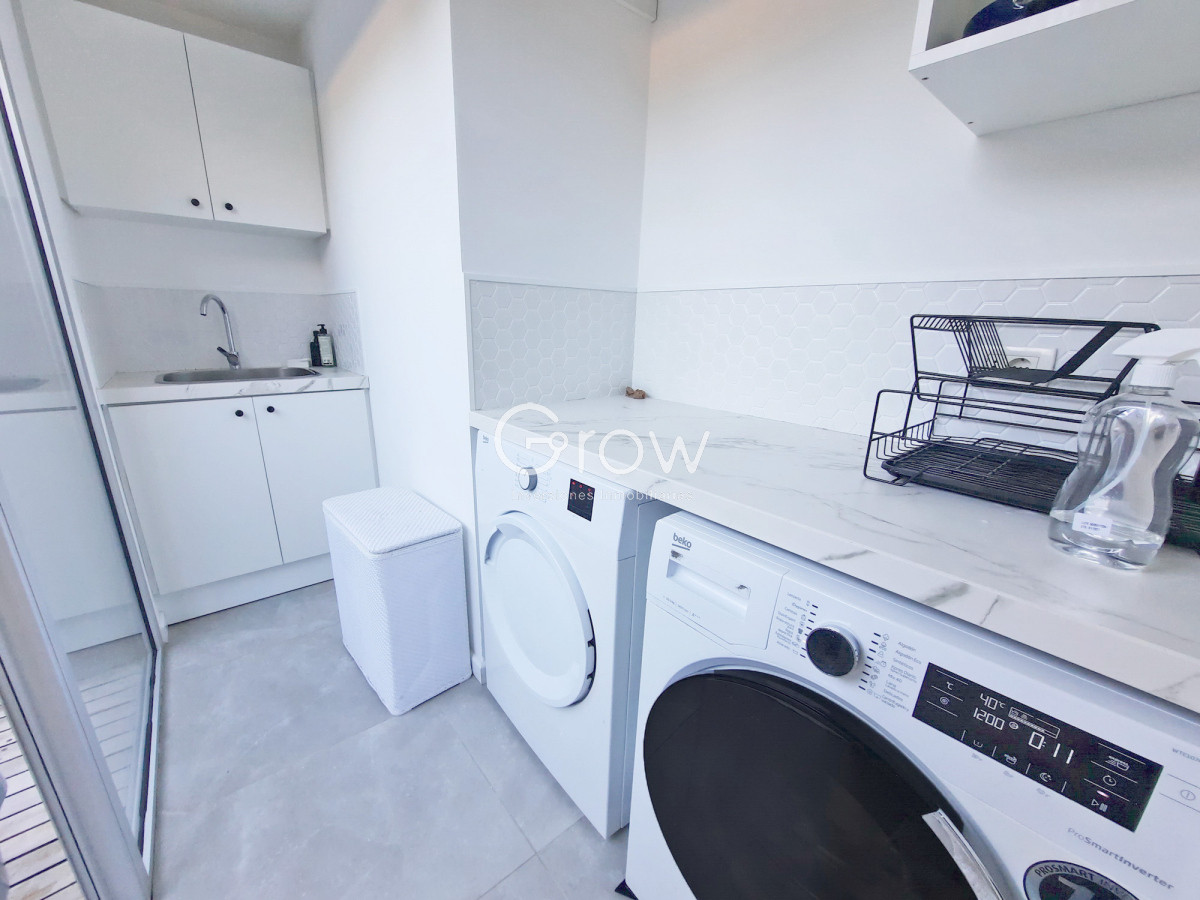 Casa ID.2859 - Barrio Privado. 357 m2 construidos, 4 suites. Piscina climatizada.
