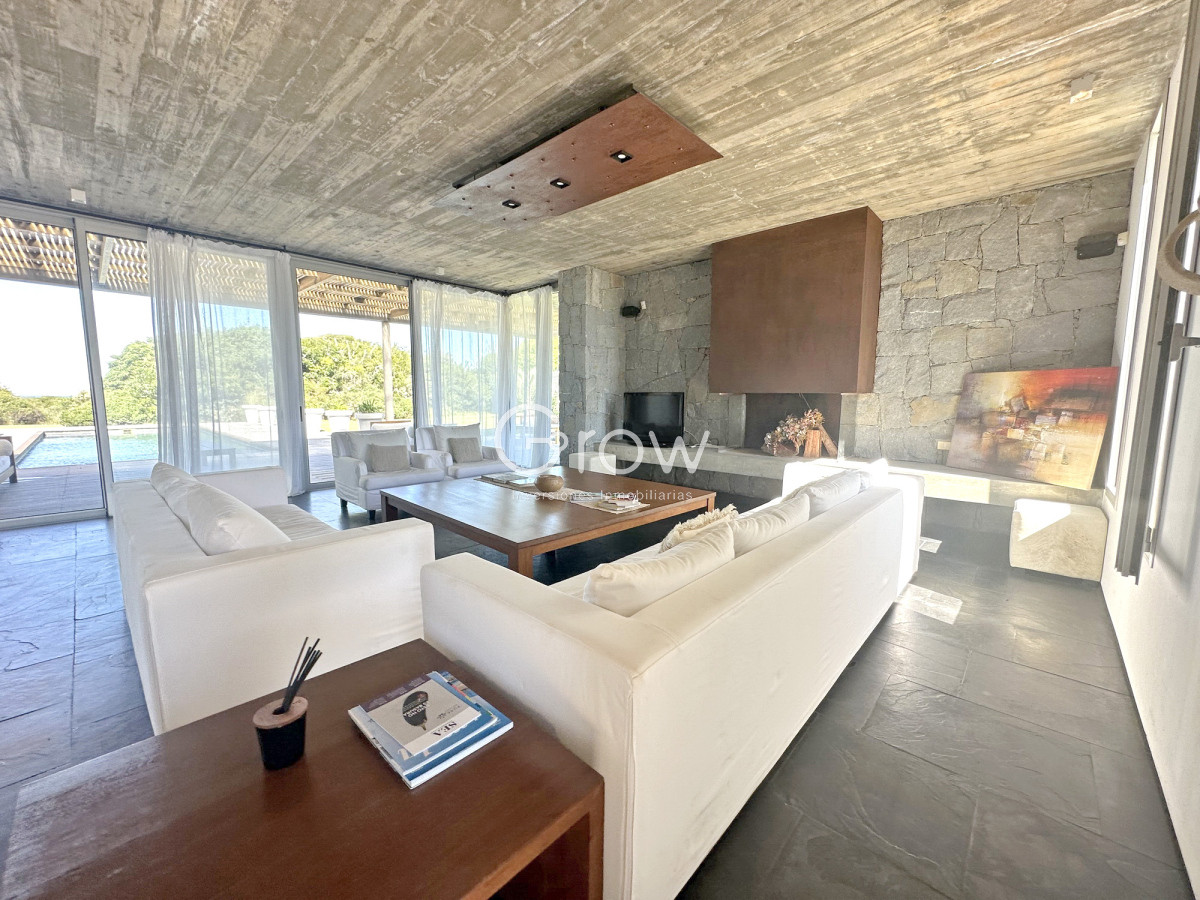 Casa ID.2718 - Chacra de lujo en José Ignacio con vista al océano. 5 suites, 3 hectáreas 