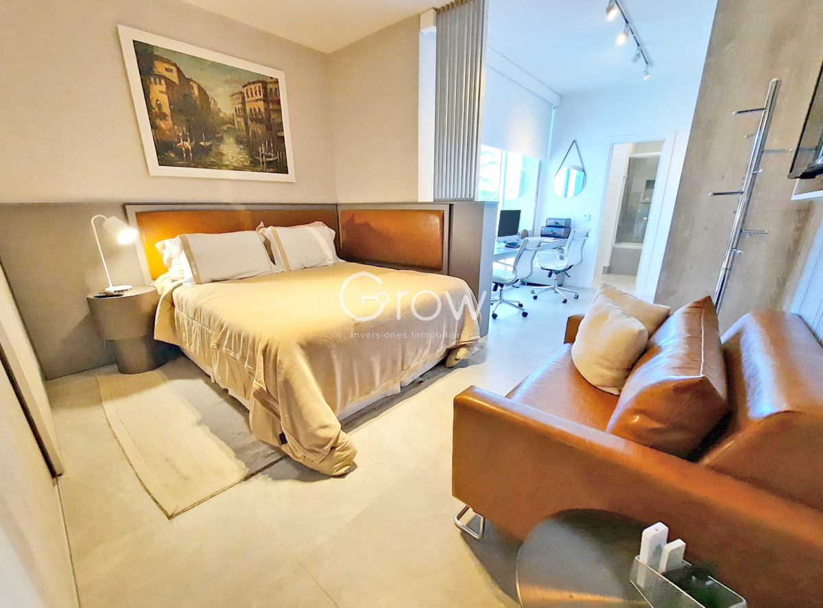 Casa ID.2859 - Barrio Privado. 357 m2 construidos, 4 suites. Piscina climatizada.