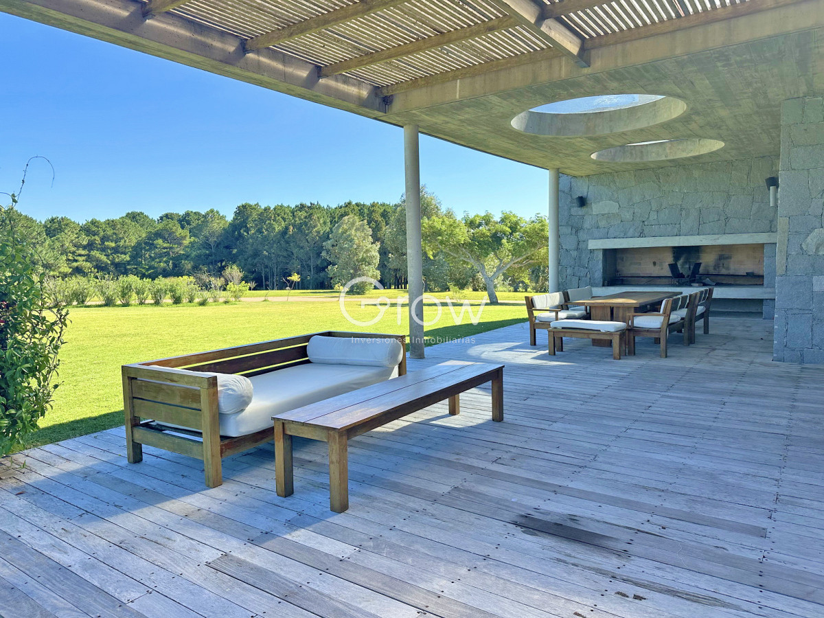 Casa ID.2718 - Chacra de lujo en José Ignacio con vista al océano. 5 suites, 3 hectáreas 
