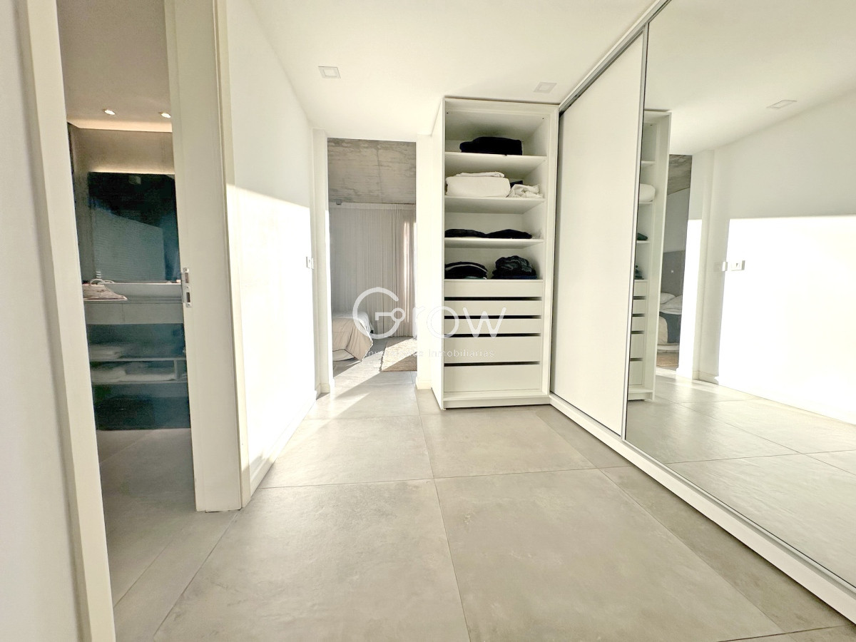 Casa ID.2888 - Barrio privado. 3 suites, piscina climatizada. Losa radiante. 