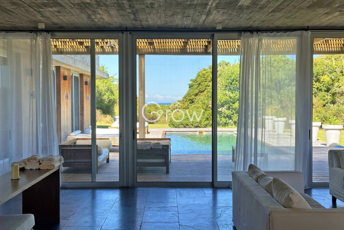 Casa ID.2718 - Chacra de lujo en José Ignacio con vista al océano. 5 suites, 3 hectáreas 