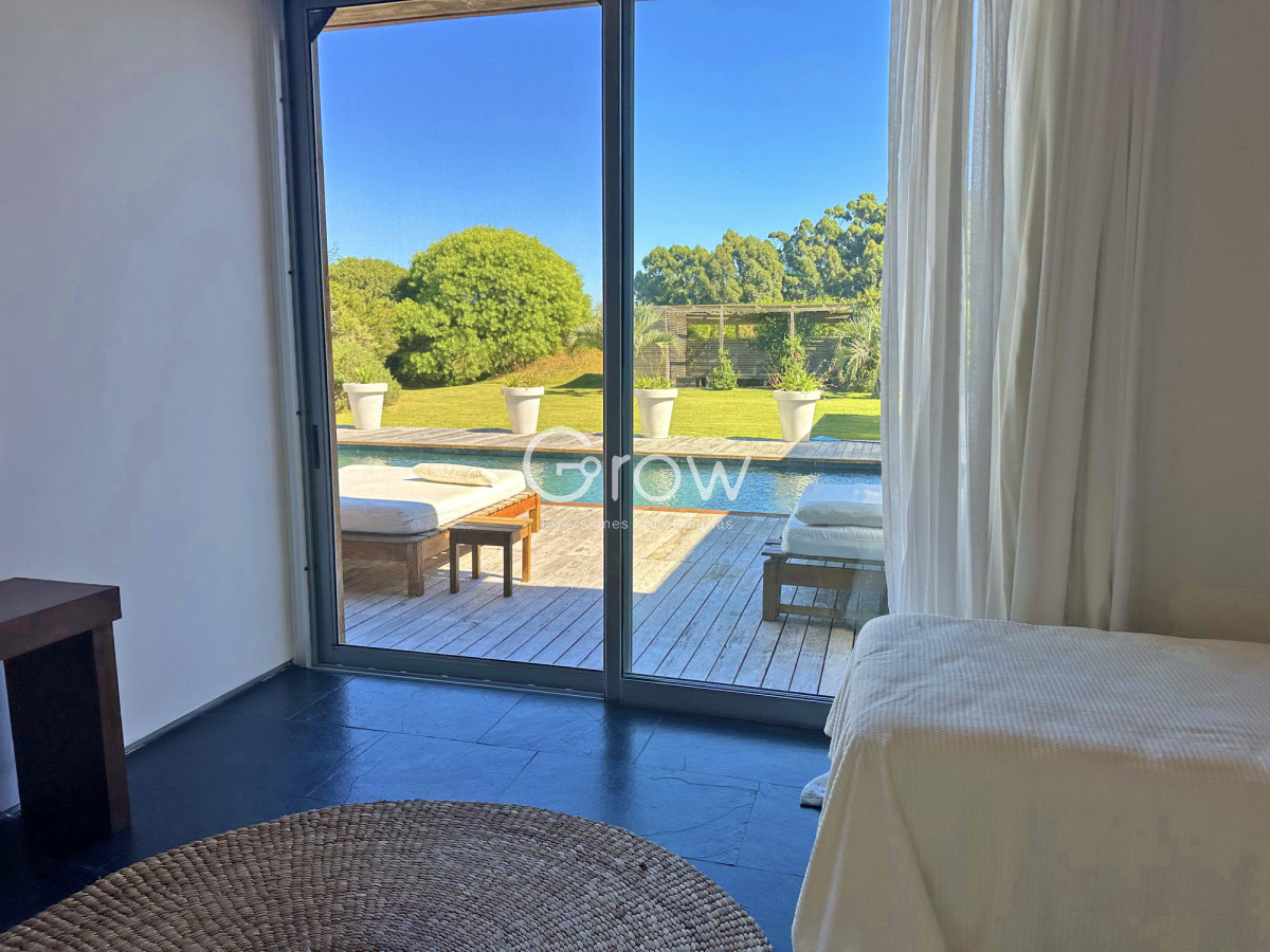 Casa ID.2718 - Chacra de lujo en José Ignacio con vista al océano. 5 suites, 3 hectáreas 
