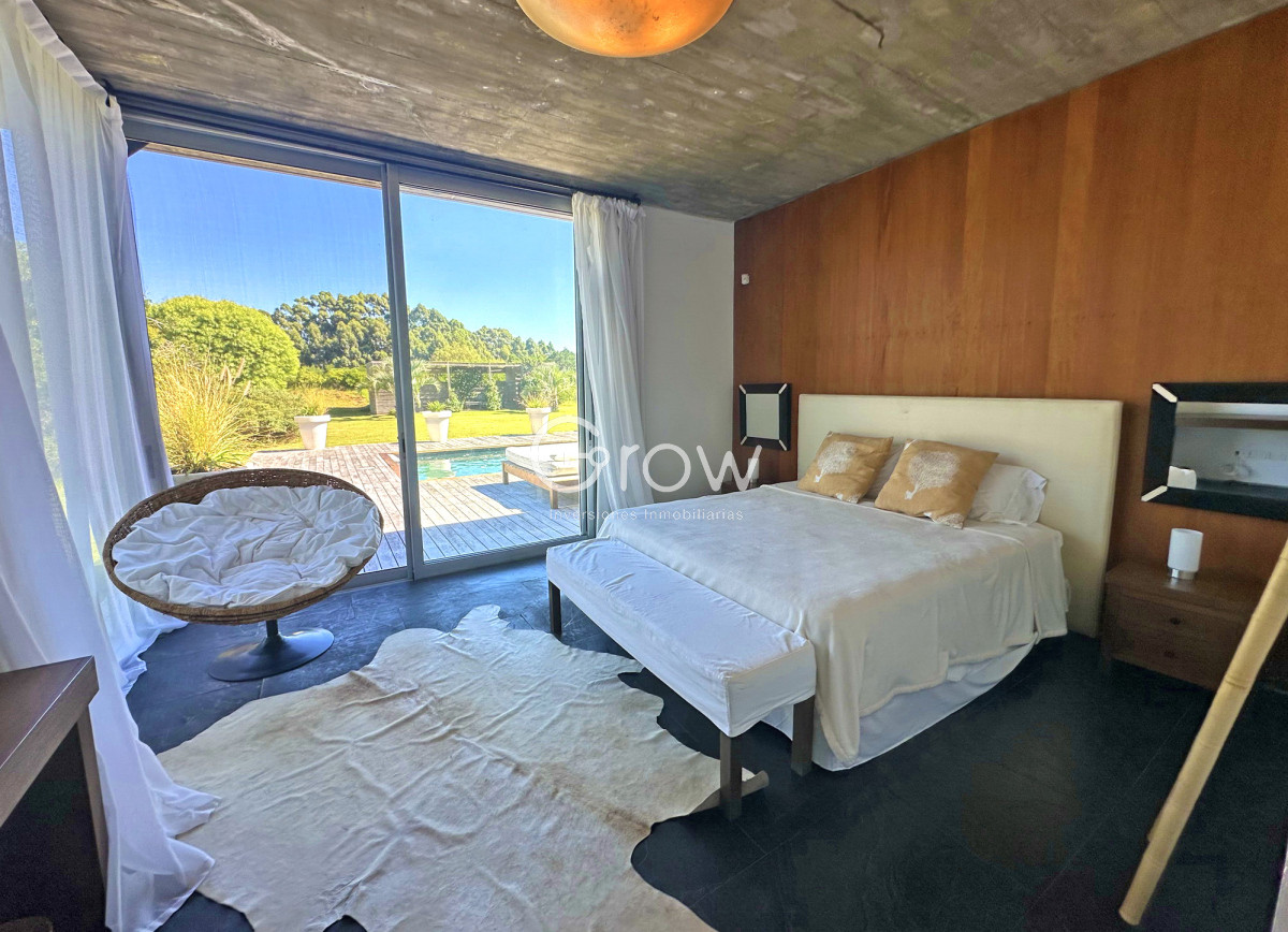 Casa ID.2718 - Chacra de lujo en José Ignacio con vista al océano. 5 suites, 3 hectáreas 