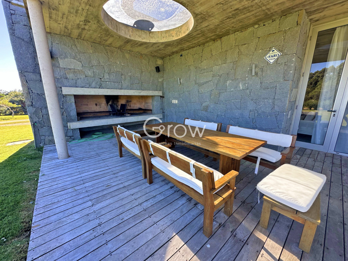 Casa ID.2718 - Chacra de lujo en José Ignacio con vista al océano. 5 suites, 3 hectáreas 