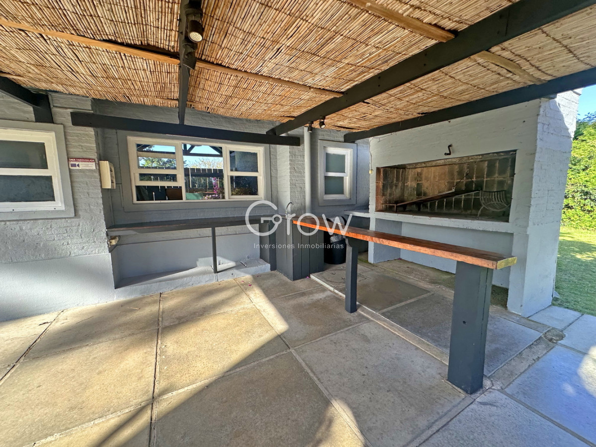 Casa ID.2888 - Barrio privado. 3 suites, piscina climatizada. Losa radiante. 