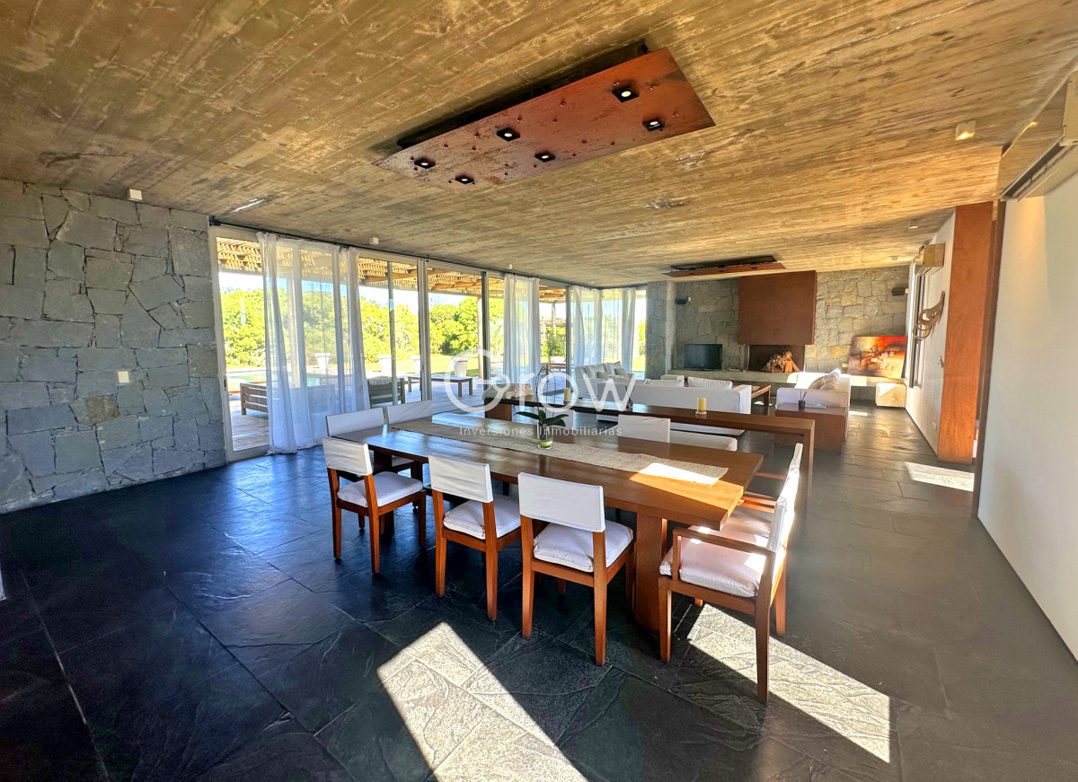 Casa ID.2718 - Chacra de lujo en José Ignacio con vista al océano. 5 suites, 3 hectáreas 