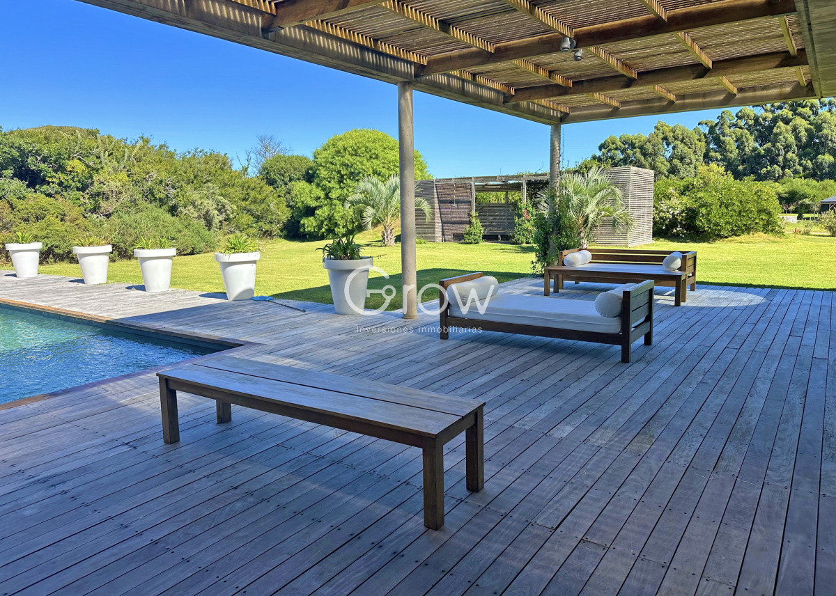Casa ID.2718 - Chacra de lujo en José Ignacio con vista al océano. 5 suites, 3 hectáreas 
