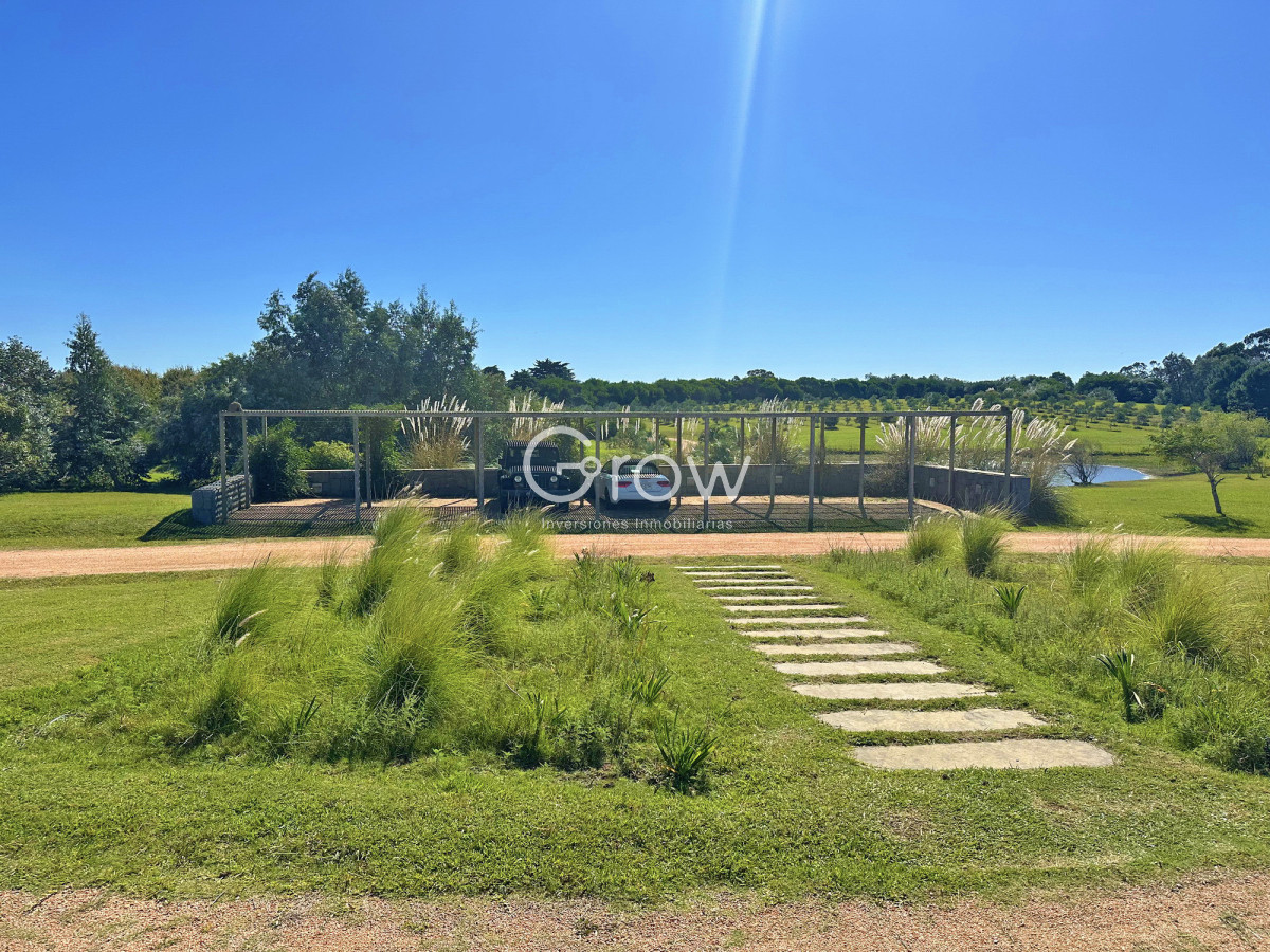 Casa ID.2718 - Chacra de lujo en José Ignacio con vista al océano. 5 suites, 3 hectáreas 