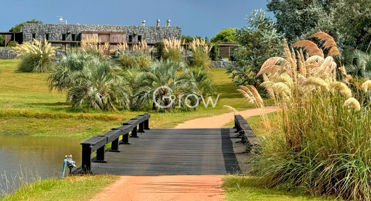 Casa ID.2718 - Chacra de lujo en José Ignacio con vista al océano. 5 suites, 3 hectáreas 