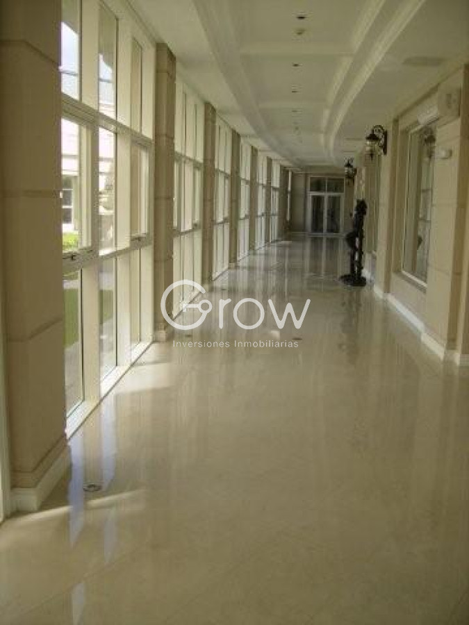 Apartamento ID.2585 - Le Jardin, esquinero piso alto, garaje doble.