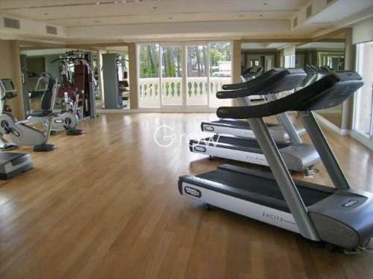 Apartamento ID.2585 - Le Jardin, esquinero piso alto, garaje doble.