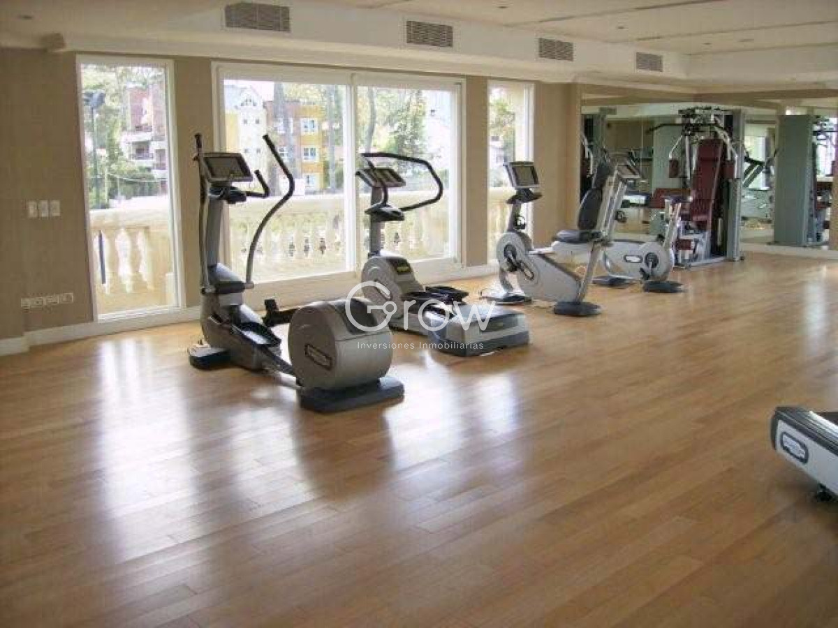 Apartamento ID.2585 - Le Jardin, esquinero piso alto, garaje doble.