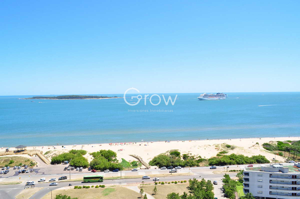 Apartamento ID.2585 - Le Jardin, esquinero piso alto, garaje doble.