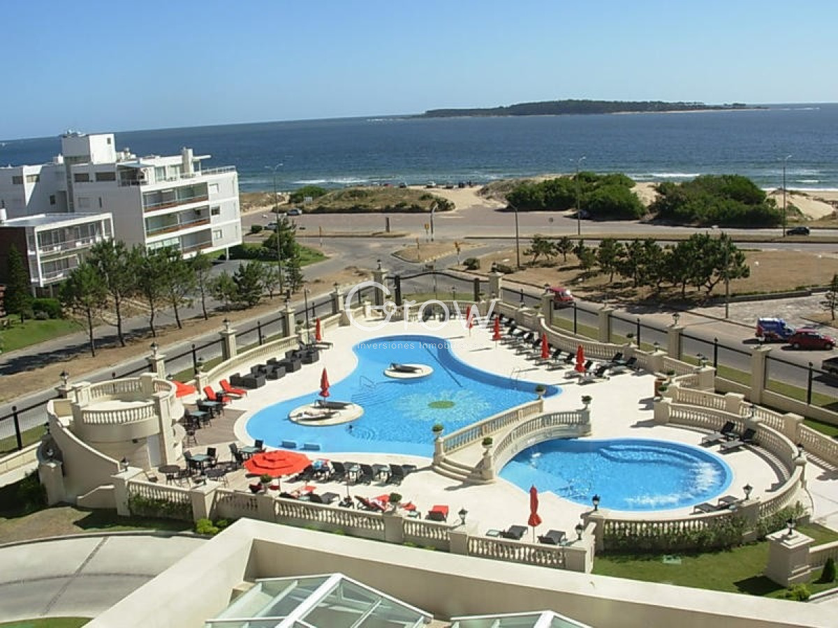Apartamento ID.2585 - Le Jardin, esquinero piso alto, garaje doble.