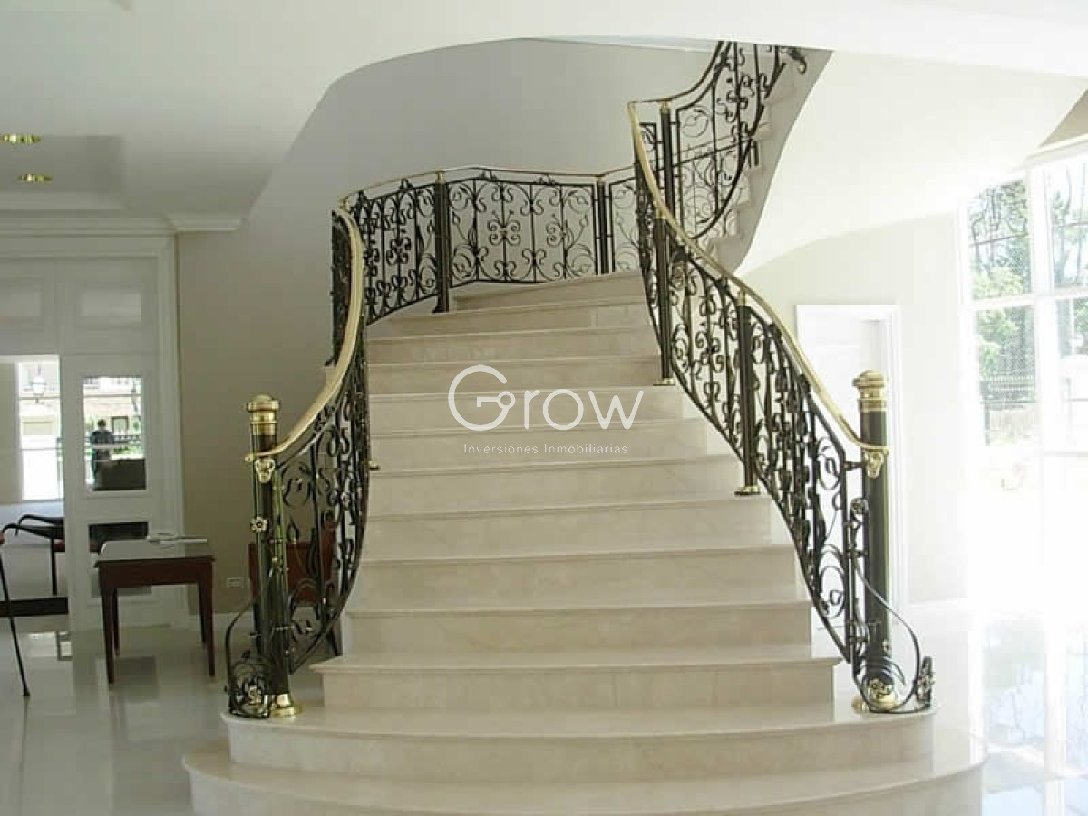 Apartamento ID.2585 - Le Jardin, esquinero piso alto, garaje doble.