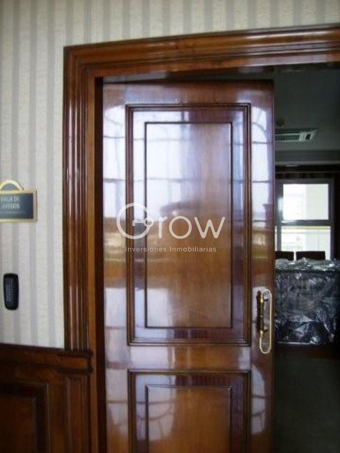 Apartamento ID.2585 - Le Jardin, esquinero piso alto, garaje doble.