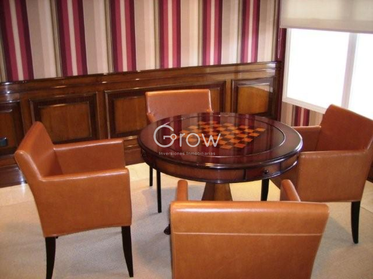 Apartamento ID.2585 - Le Jardin, esquinero piso alto, garaje doble.