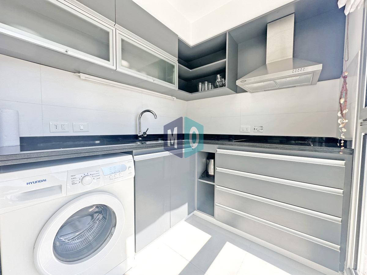 Apartamento ID.1054 - Icon Brava, 2 dorm, 2 baños, losa radiante, garaje, baulera.