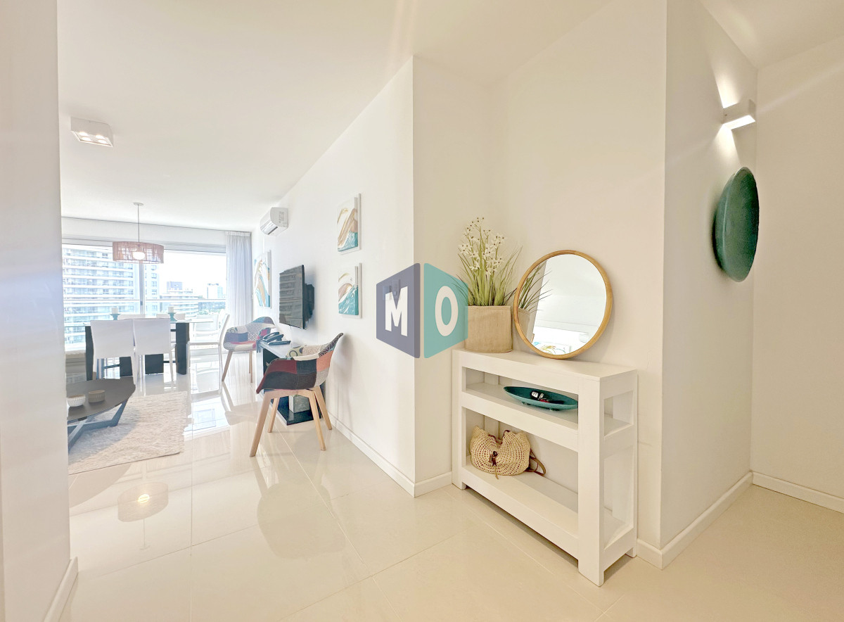 Apartamento ID.1054 - Icon Brava, 2 dorm, 2 baños, losa radiante, garaje, baulera.