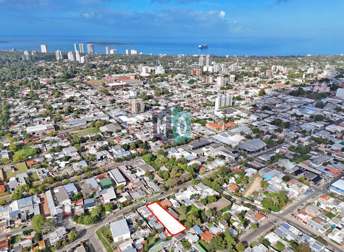 Terreno ID.1154 - Maldonado, calle Ituzaingó, Apto para bloque, Apto vivienda social.